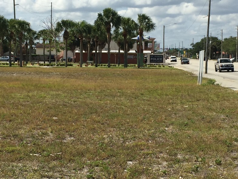 More Photos Of 900 S US HWY 1, Fort Pierce Land For Lease