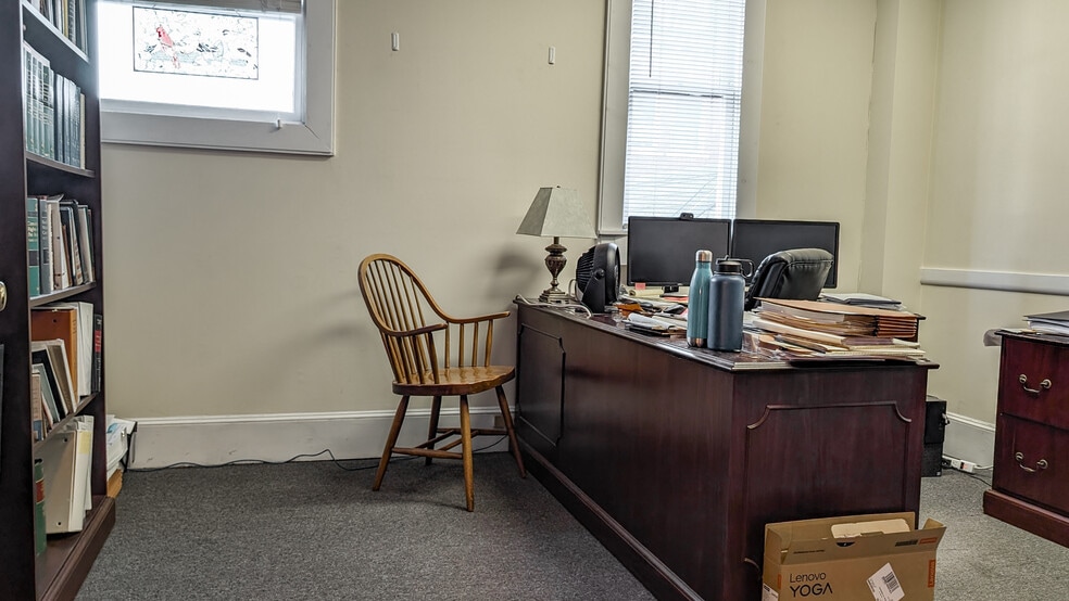 More Photos Of 383 Orange St, New Haven Apartments For Lease