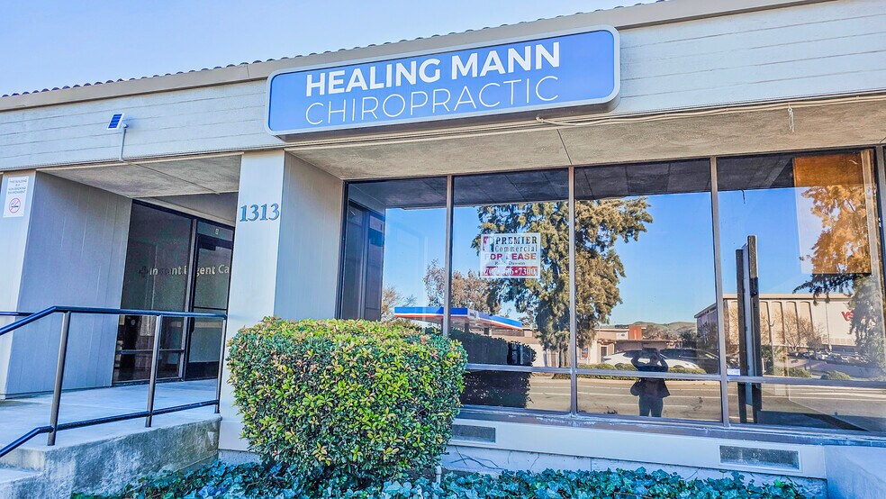 More Photos Of 1313 Travis Blvd, Fairfield Medical For Lease