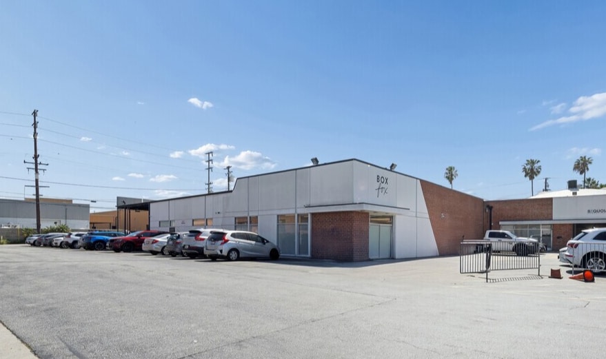 More Photos Of 3355 W El Segundo Blvd, Hawthorne Warehouse For Lease