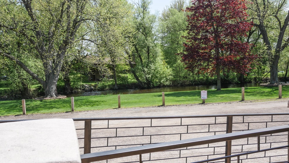 More Photos Of 141 County Road Kk, Amherst Restaurant For Sale