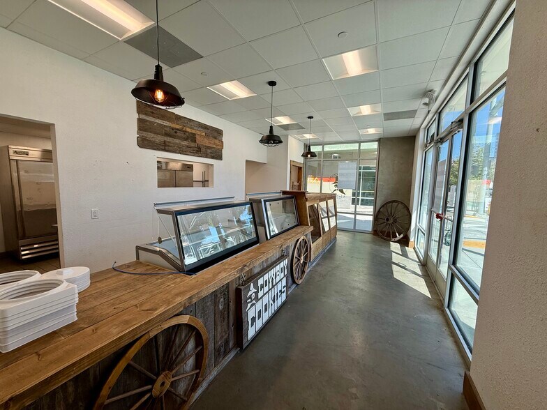 More Photos Of 790 E Foothill Blvd, San Luis Obispo Apartments For Lease