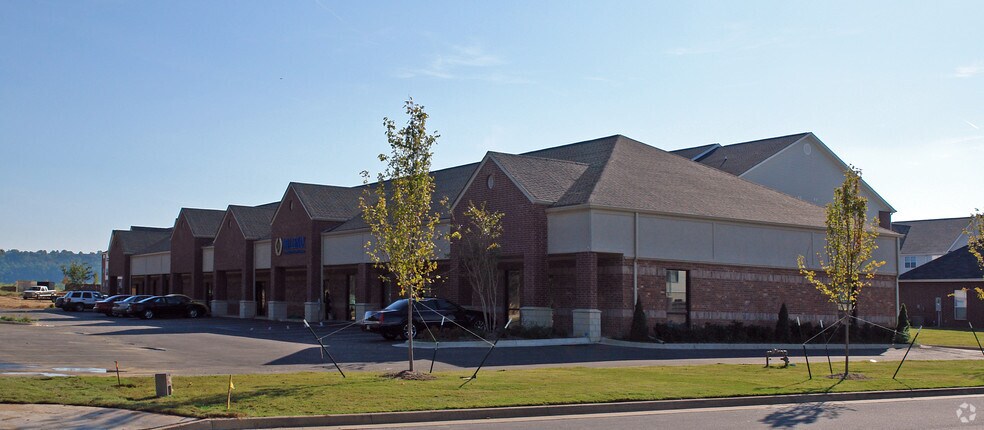 More Photos Of 7307 River Pointe Dr, Maumelle Office For Lease