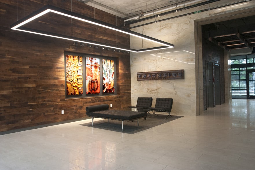 More Photos Of 5170 Peachtree Rd, Chamblee Office For Lease