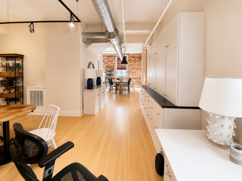 More Photos Of 17 S 2nd St, Grand Haven Loft Creative Space For Sale