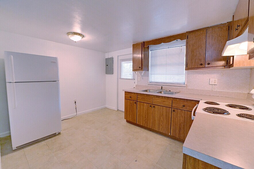 More Photos Of 1154 NE 1st St, Crystal River Apartments For Sale