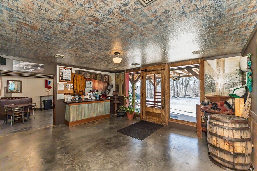 More Photos Of 3166 Highway B, Berger Winery Vineyard For Sale