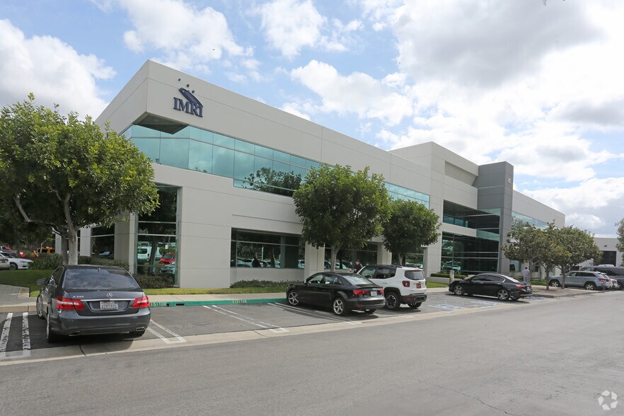More Photos Of 85 Argonaut, Aliso Viejo Office For Lease