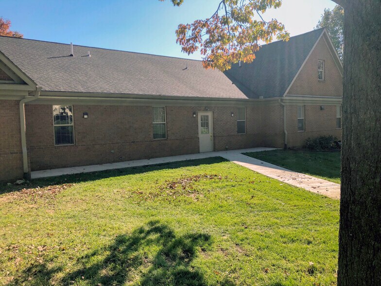 More Photos Of 314 Good Dr, Lancaster Office For Lease