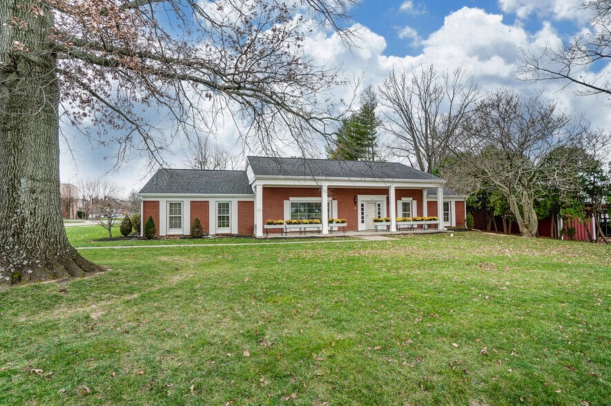 More Photos Of 1354 N Monroe Dr, Xenia Medical For Lease