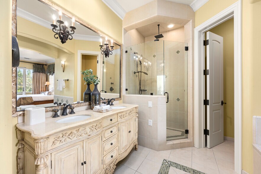 More Photos Of 1210 Arden Hills Ln, Sacramento Specialty For Sale