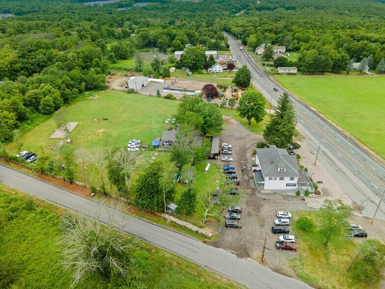 More Photos Of 809 Nooseneck Hill Rd, West Greenwich Restaurant For Sale