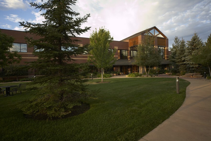 More Photos Of 5250 Hahns Peak Dr, Loveland Office For Lease