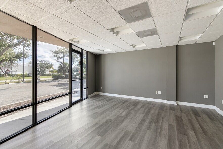 More Photos Of 6451 E Rogers Cir, Boca Raton Light Manufacturing For Lease