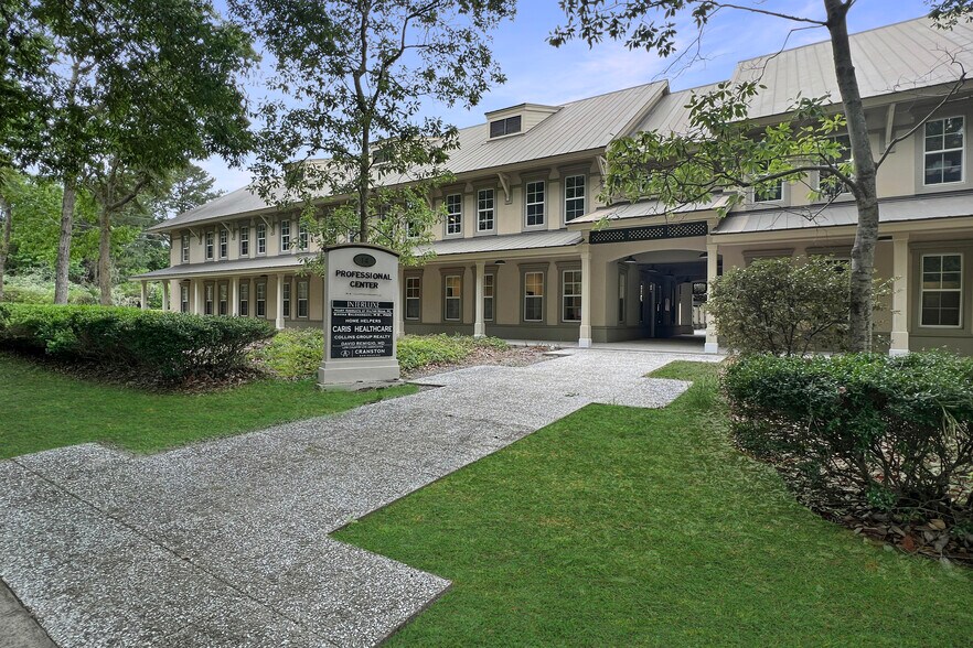 More Photos Of 14 Westbury Park, Bluffton Office For Sale