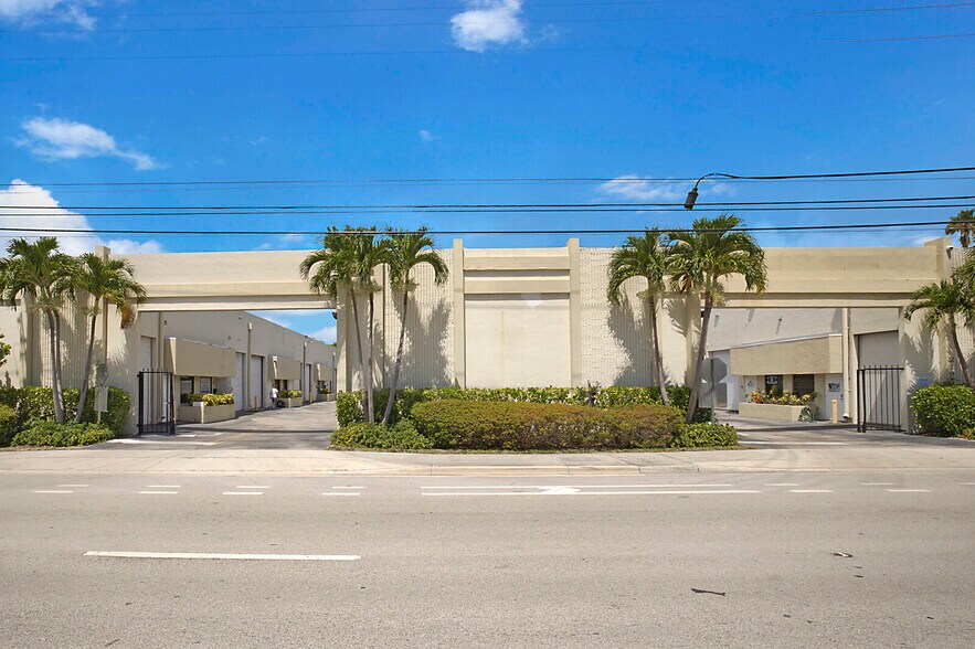 More Photos Of 2175 N Andrews Ave, Pompano Beach Industrial For Sale