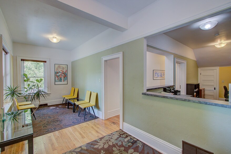 More Photos Of 1601 Vine St, Denver Office For Sale