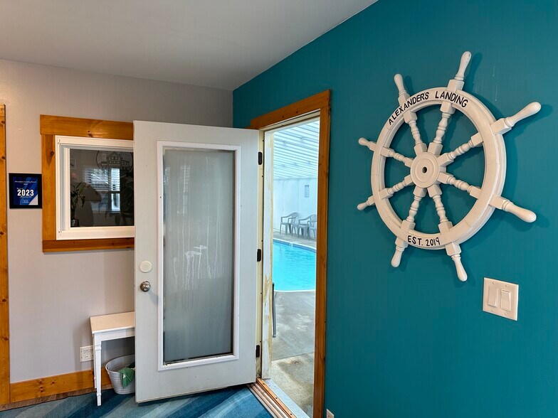 More Photos Of 5088 E Indiana Beach Rd, Monticello Hotel For Sale