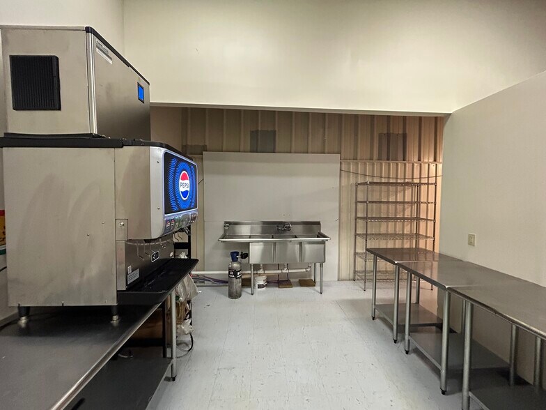 More Photos Of 198 George St, Beckley Research And Development For Sale