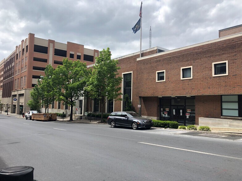 More Photos Of 202 N Duke St, Lancaster Office For Sale