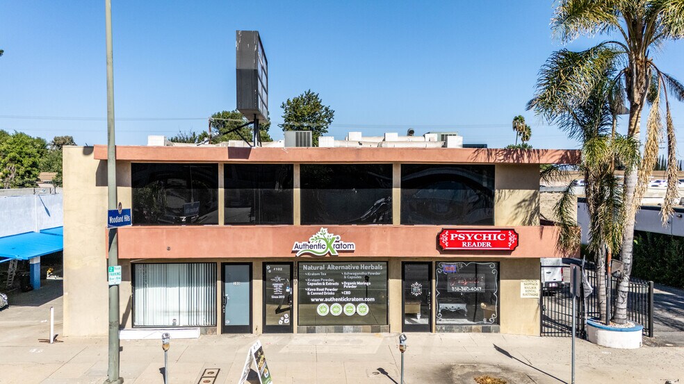 More Photos Of 19709 Ventura Blvd, Woodland Hills Office For Lease
