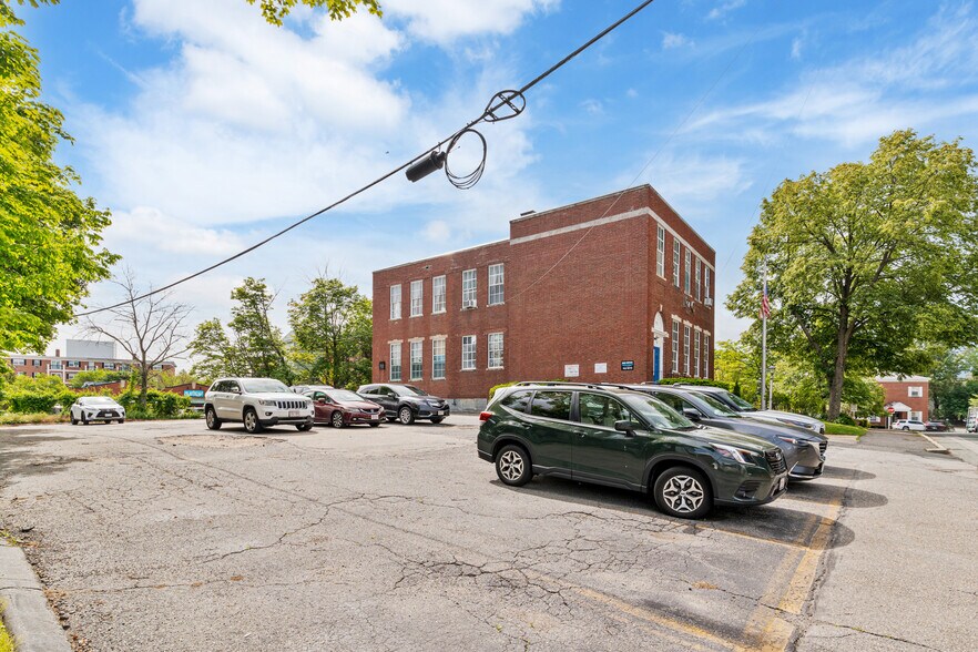 More Photos Of 11 Sanborn St, Reading Specialty For Sale