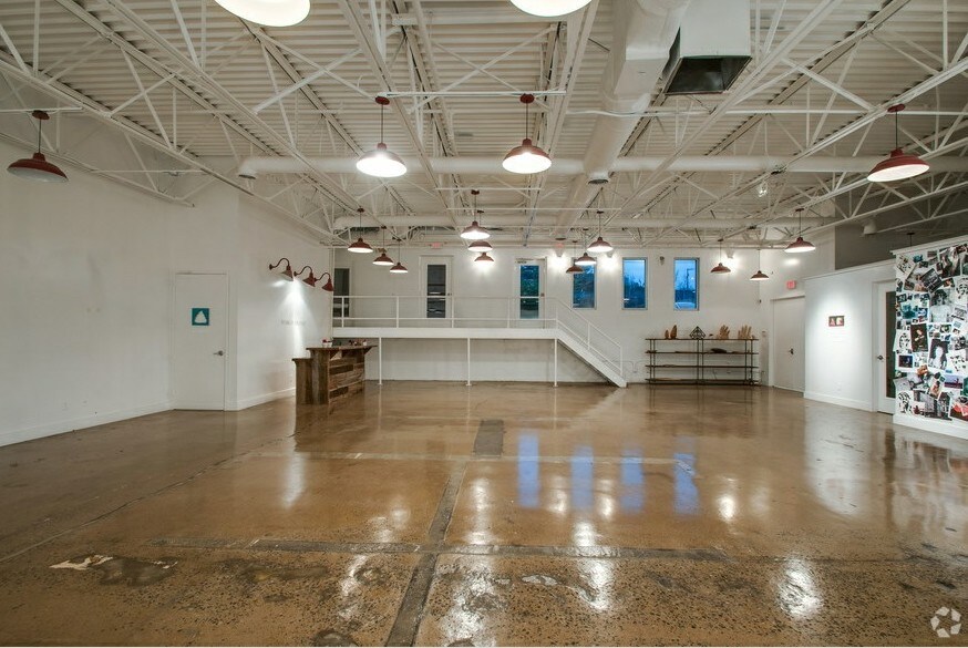 More Photos Of 1414 3rd Ave S, Nashville Restaurant For Lease