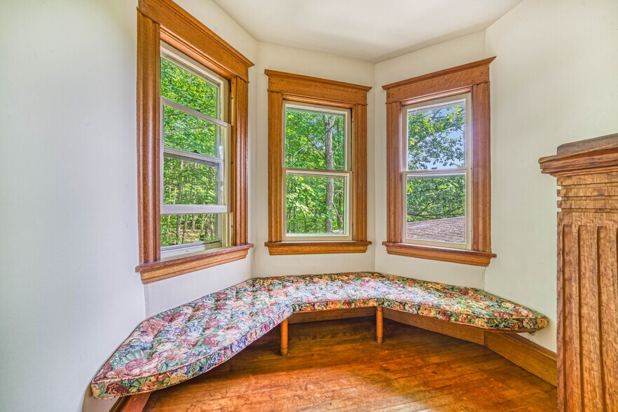 More Photos Of , Sunapee Unknown For Sale