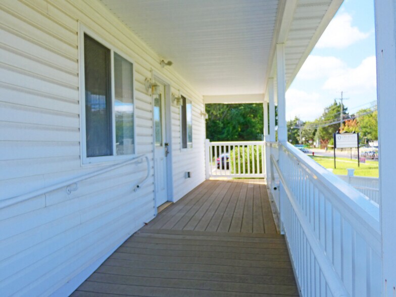 More Photos Of 396 N Main St, Barnegat Office For Sale