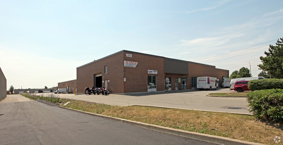 More Photos Of 1020 Meyerside Dr, Mississauga Showroom For Lease