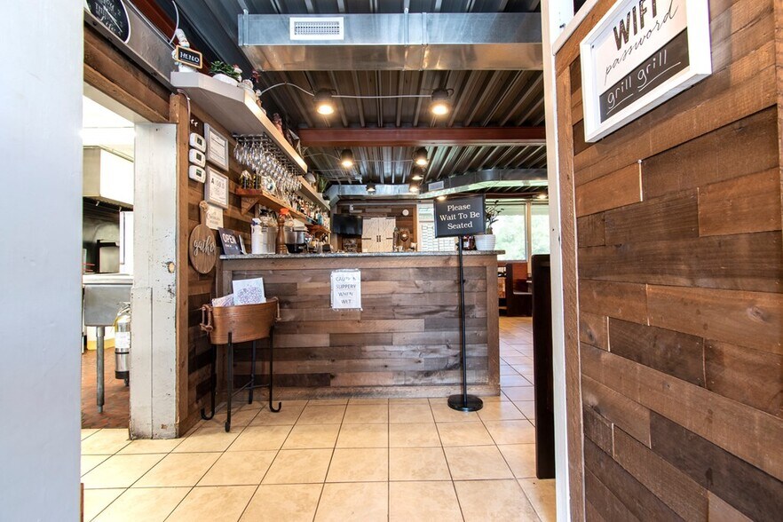 More Photos Of 269 Valley River Ave, Murphy General Retail For Sale
