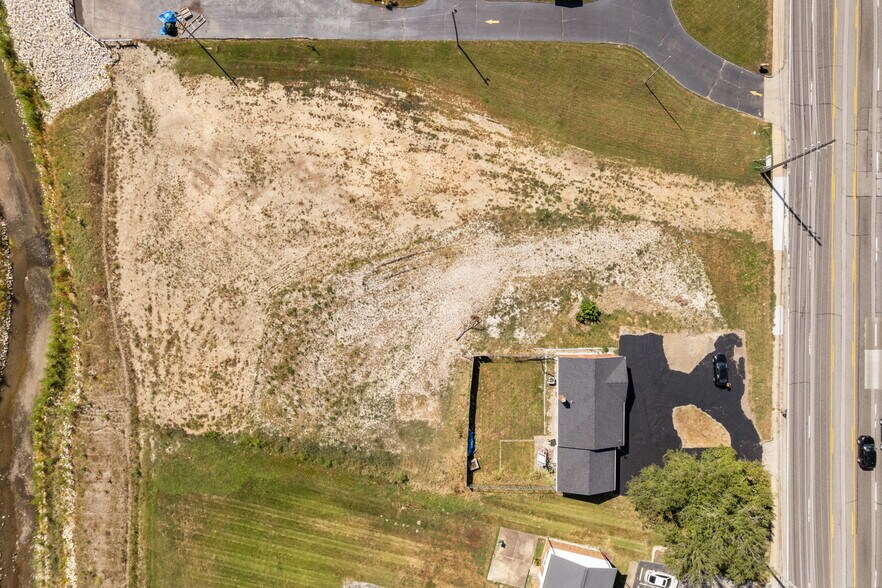 More Photos Of 10236 Halls Ferry Rd, Saint Louis Office For Sale