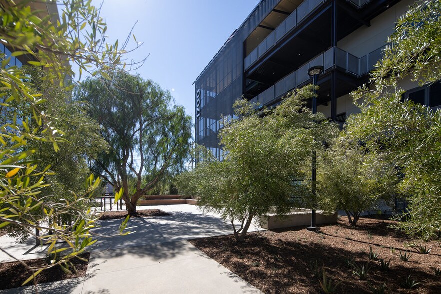 More Photos Of 1730 Flight Way, Tustin Unknown For Lease