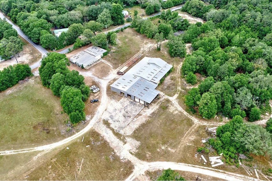 Primary Photo Of 5655 Buck Ward Rd, Baker Warehouse For Lease