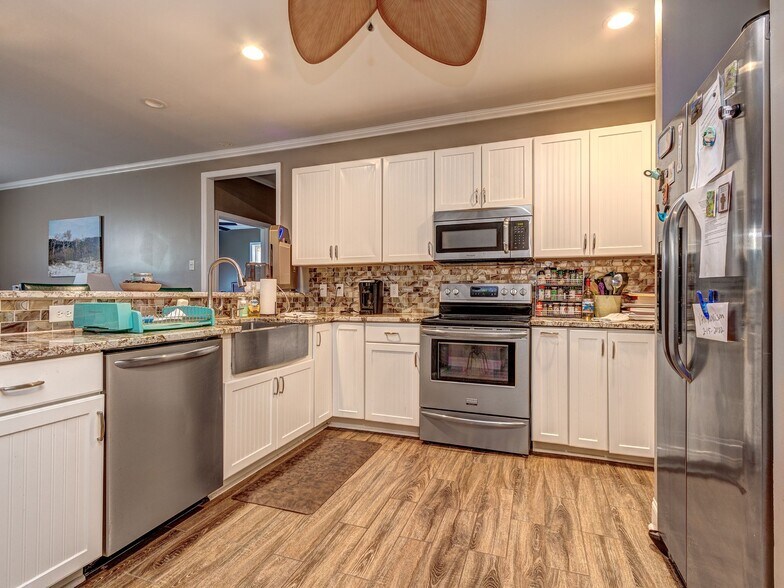 More Photos Of 116 Massey St, Fort Mill Flex For Sale