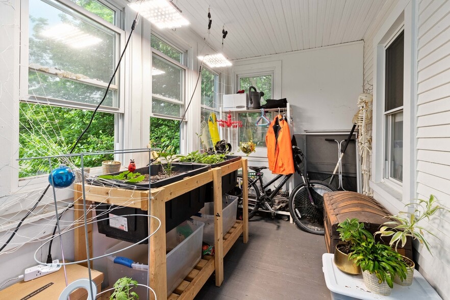 More Photos Of 1785 Channing St, Ferndale Apartments For Sale