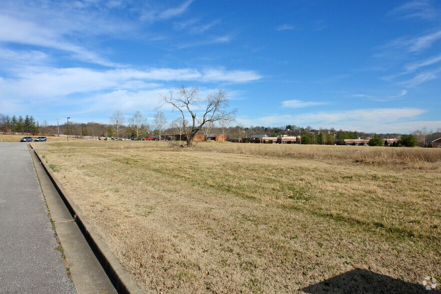 More Photos Of Business Park Circle, Goodlettsville Land For Sale