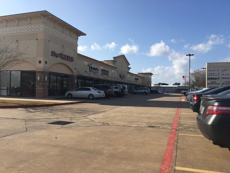 More Photos Of 1130 Broadway St, Pearland Unknown For Lease