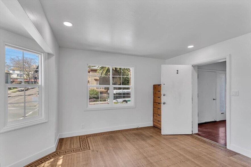 More Photos Of 3300 Harrison St, Oakland Apartments For Sale