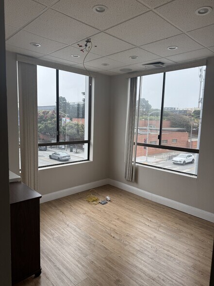 More Photos Of 3400 California St, San Francisco Medical For Lease