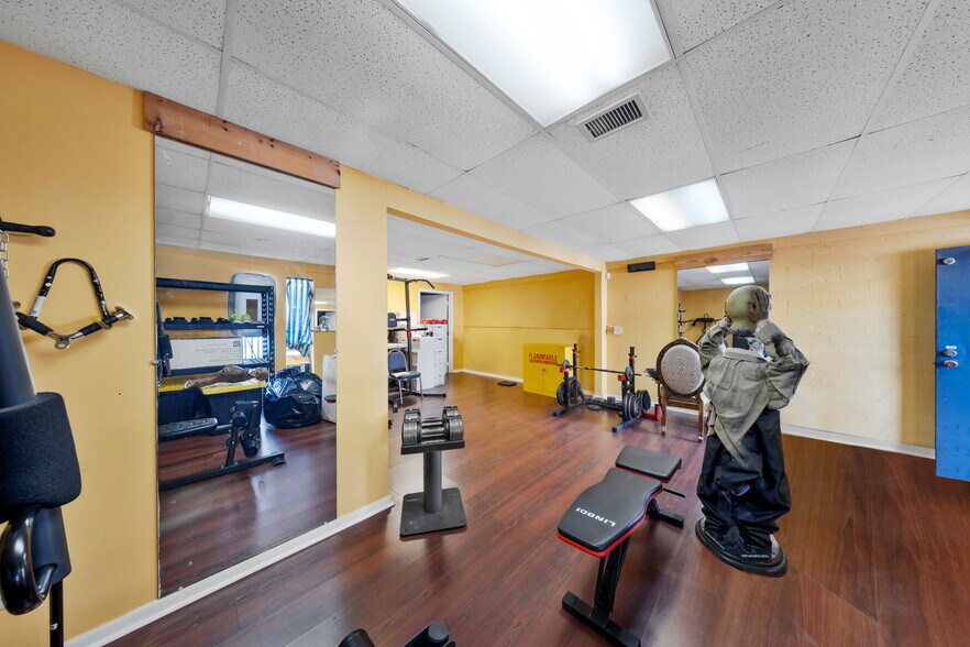 More Photos Of 12300-12316 SW 131st Ave, Miami Warehouse For Lease