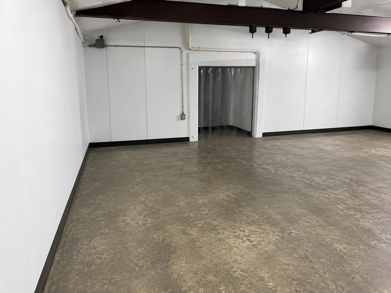 More Photos Of 260 Secaucus Rd, Secaucus Food Processing For Lease