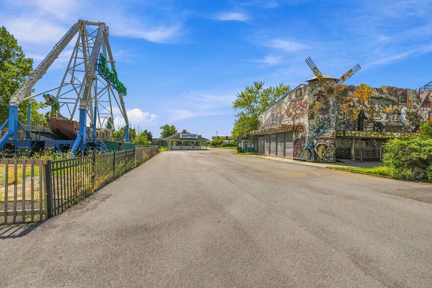 More Photos Of 2400 Grand Island Blvd, Grand Island Amusement Park For Sale