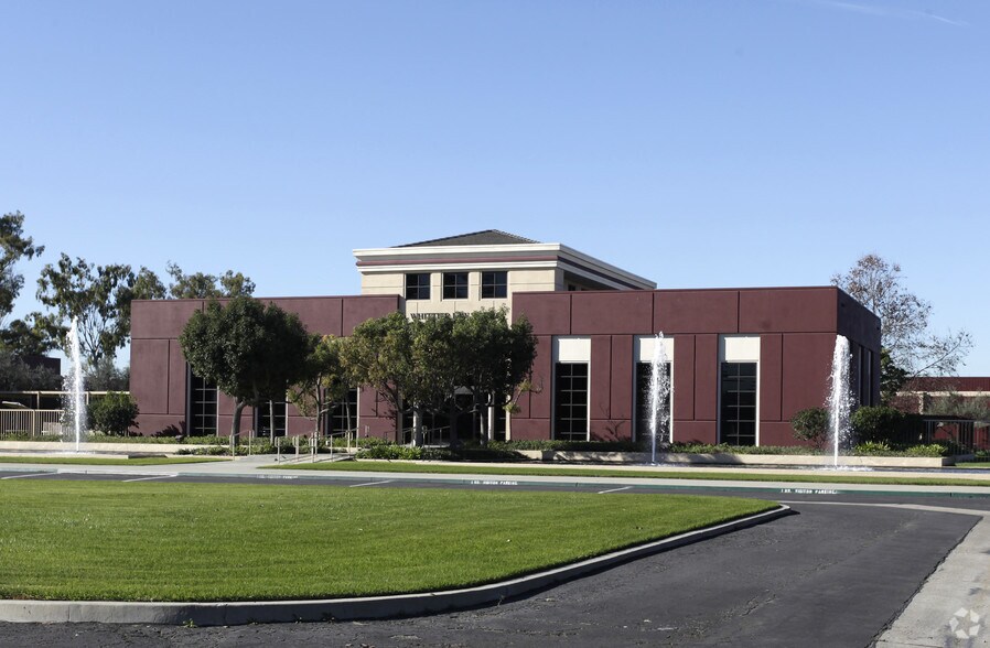 Primary Photo Of 3333 Harbor Blvd, Costa Mesa Schools For Lease