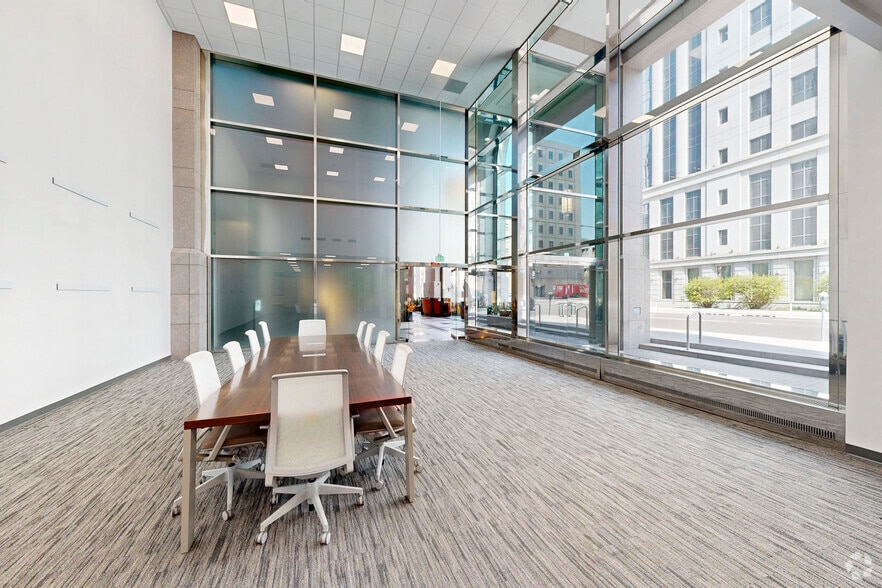 More Photos Of 1290 Broadway, Denver Office For Lease