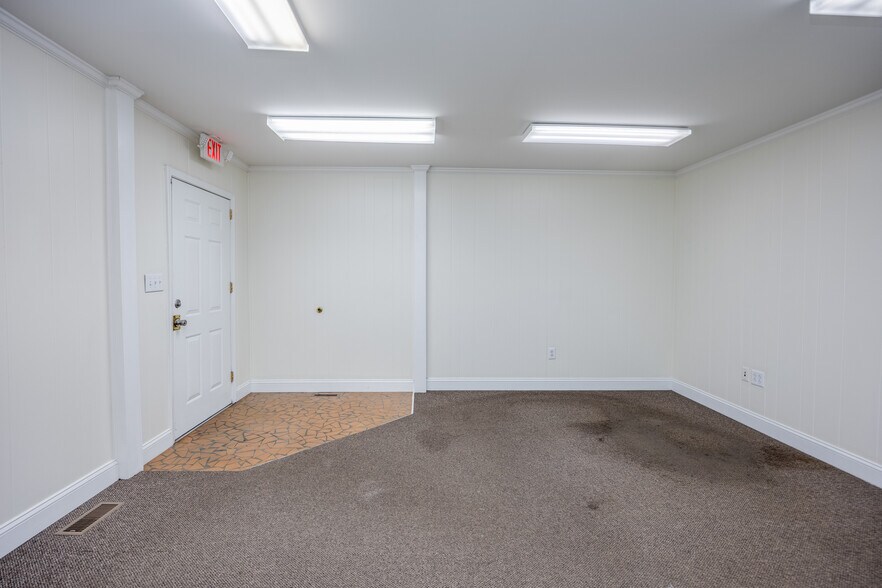 More Photos Of 211 Kershaw St, Cheraw Medical For Sale