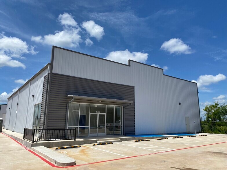 More Photos Of 18120 W. Bellfort, Richmond Warehouse For Sale