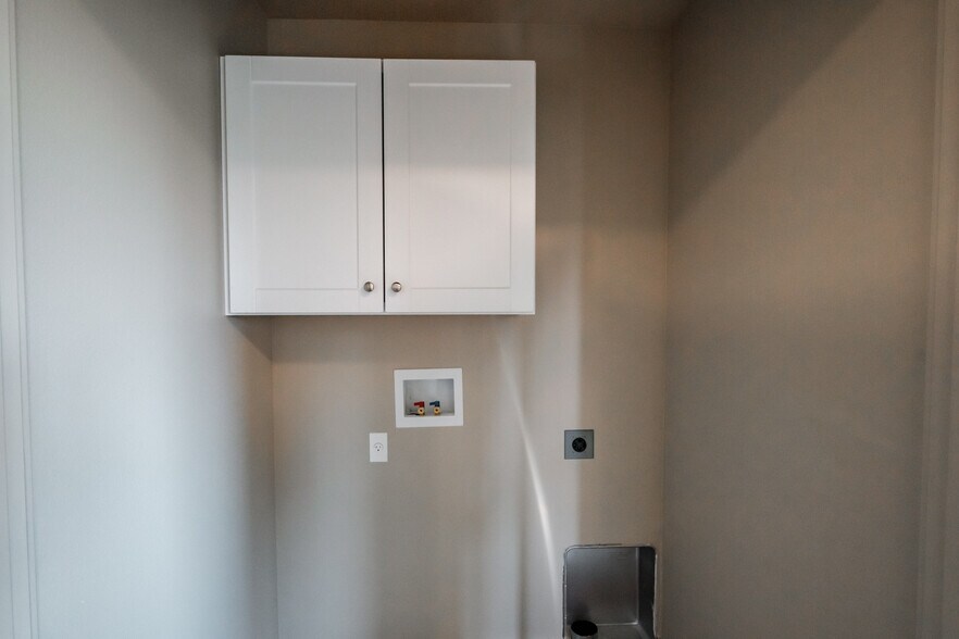More Photos Of 2656 S Main Rd, Lebanon Apartments For Sale