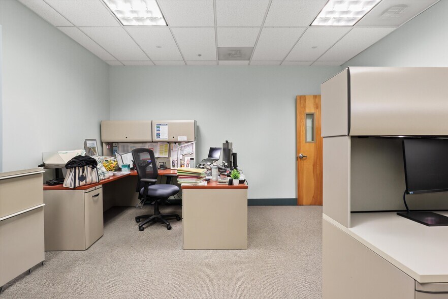 More Photos Of 339 Buschs Frontage Rd, Annapolis Medical For Sale