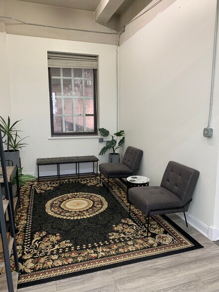 More Photos Of 124 23rd St, Newport News Warehouse For Lease